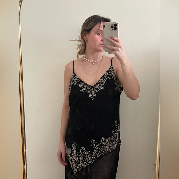 Vintage dress ~ stunning piece - Picture 2 of 4